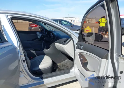 2014 Kia Optima Ex z USA, uszkodzony, nr VIN 5XXGN4A7XEG333749